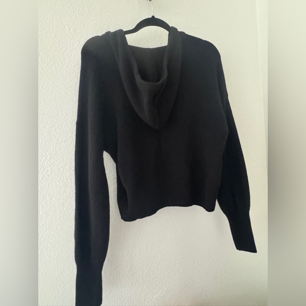 Madewell (Re)sourced Cashmere Allendale Hoodie
Sweater - Picture 2 of 5